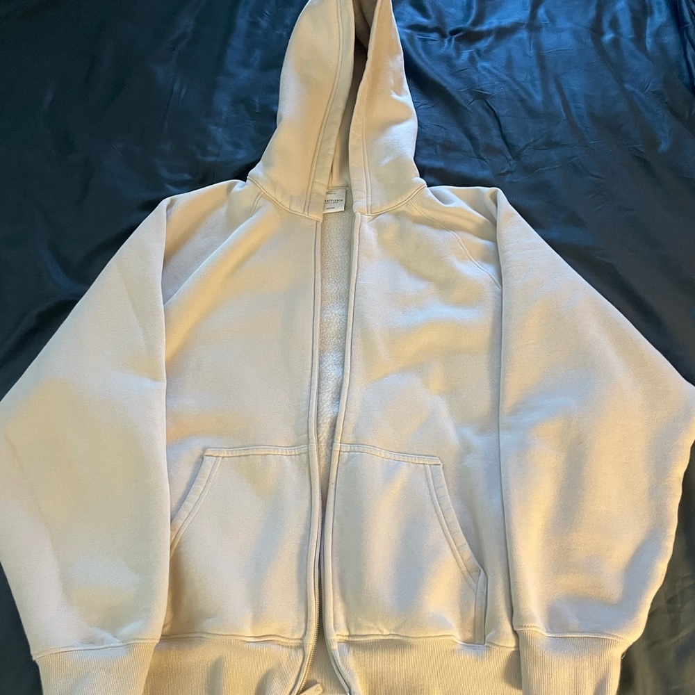 Aritzia Cream Hoodie - mega raglan cozy fleece zip